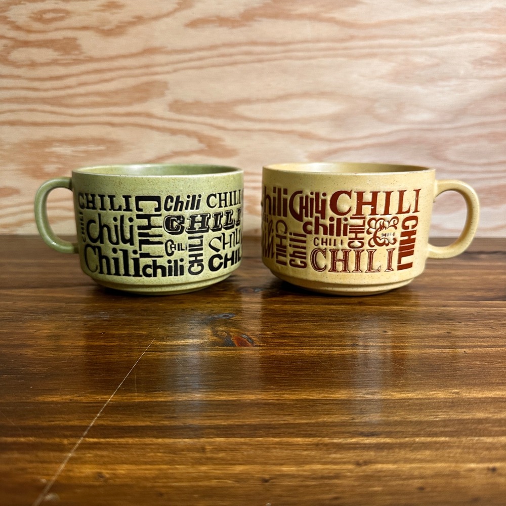 Vintage Stoneware Chili Mugs Set of 2 Green Tan Speckled Ceramic Made In Japan